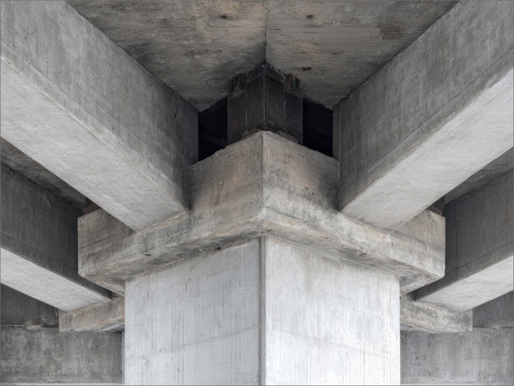 Concrete Pillar